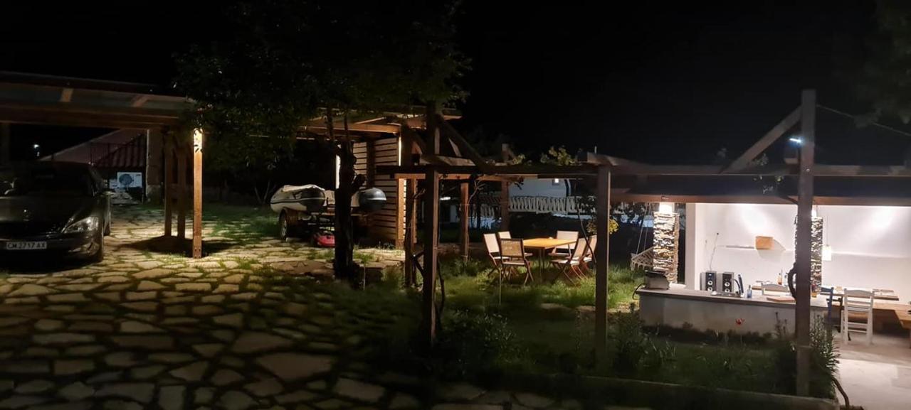 Villa The White House Kamilski Dol Esterno foto